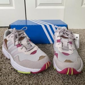 NEW Womens Adidas Yung-96 J Sneakers